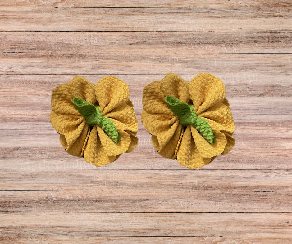 Mustard yellow with olive green flower piggies