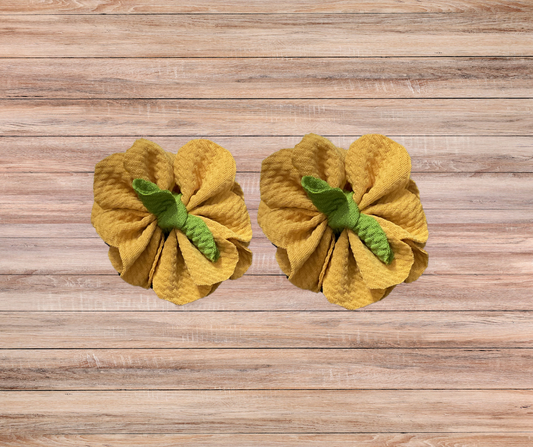 Mustard yellow with olive green flower piggies